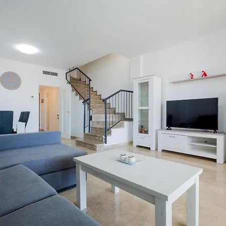 Apartamento Residencial Playa De La Arena Puerto de Santiago (Tenerife)