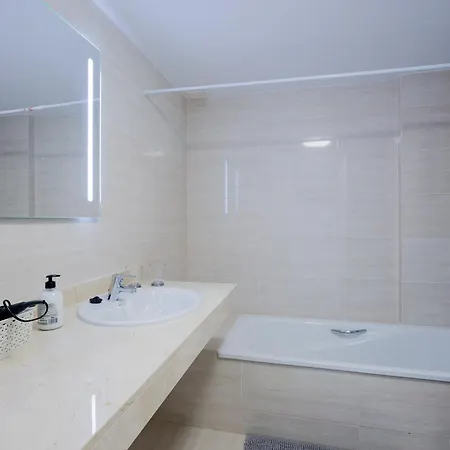 Residencial Playa De La Arena 公寓